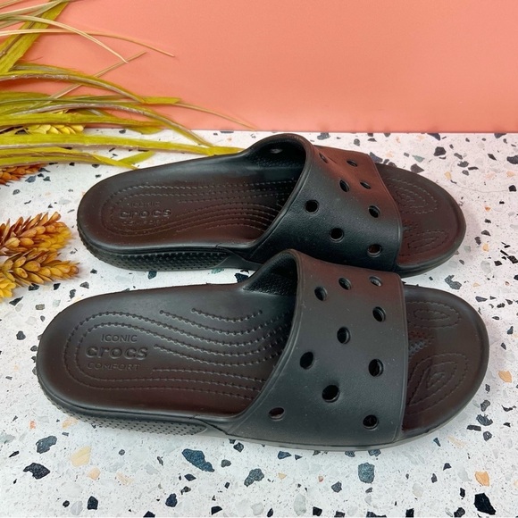 CROCS Classic Iconic Slide V2 Women’s Slip On Comfort Sandals Sz 7 - Picture 3 of 8